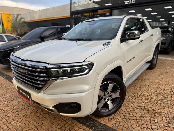 RAM RAMPAGE 2.0 TURBO DIESEL LARAMIE 4X4 AUTOMÁTICO